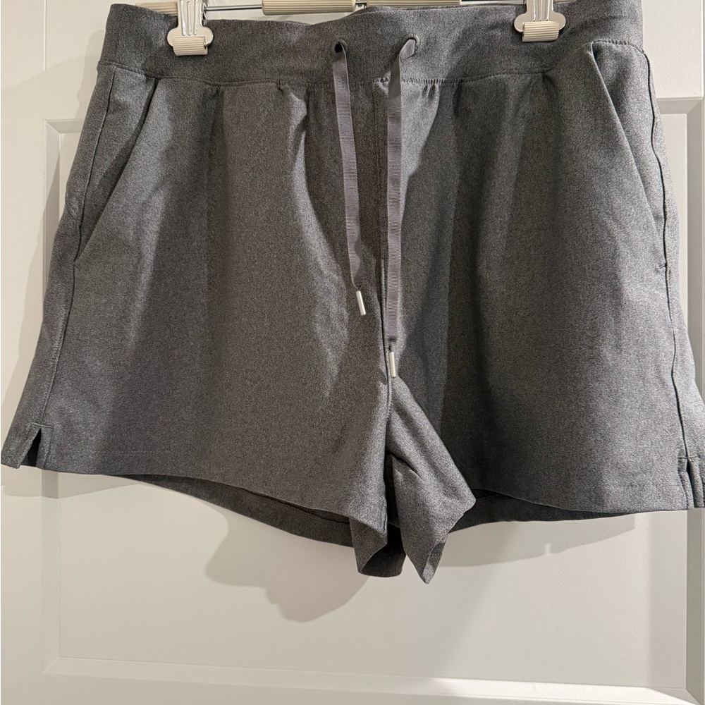 Old Navy Gray Athletic Pull-On Shorts with Drawstring